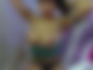 YazminRoyal's Live Sex Cam Show