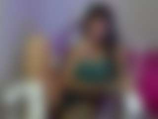 YazminRoyal's Live Sex Cam Show