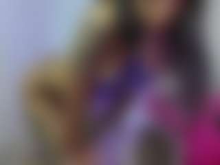 YazminRoyal's Live Sex Cam Show