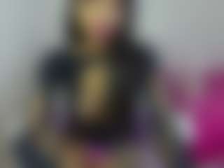 YazminRoyal's Live Sex Cam Show