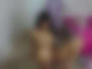 YazminRoyal's Live Sex Cam Show