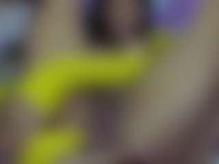 YazminRoyal's Live Sex Cam Show