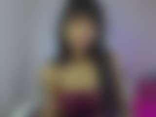 Live cam show with YazminRoyal - Living Room on camwithhim.com