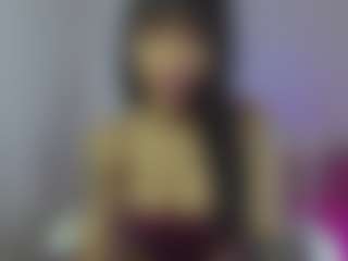 YazminRoyal's Live Sex Cam Show