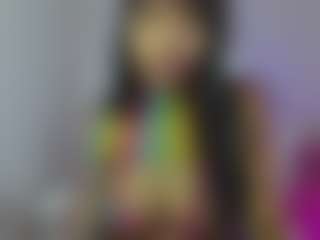 Live cam show with YazminRoyal - Fit on TottyGirls