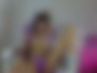 YazminRoyal's Live Sex Cam Show