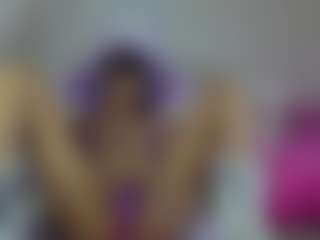 YazminRoyal's Live Sex Cam Show