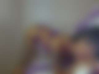 Live cam show with YazminRoyal - Strip Black on xxxlivecams.org