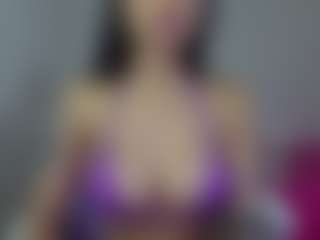 Live cam show with YazminRoyal - Petite Teen (18+) on parknlotfishbdy