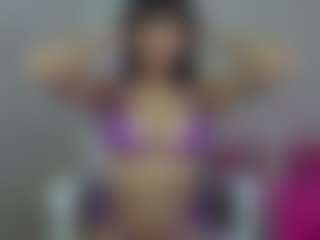 YazminRoyal's Live Sex Cam Show