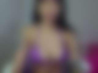 YazminRoyal's Live Sex Cam Show