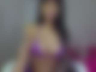 YazminRoyal's Live Sex Cam Show
