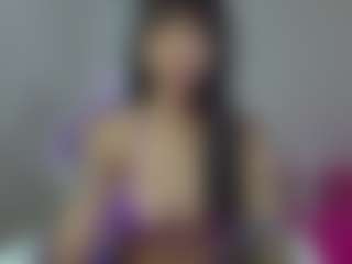 YazminRoyal's Live Sex Cam Show