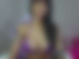 YazminRoyal's Live Sex Cam Show