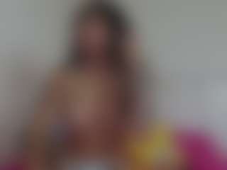 YazminRoyal's Live Sex Cam Show
