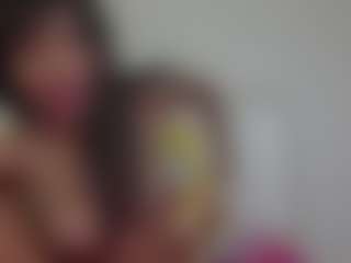 YazminRoyal's Live Sex Cam Show