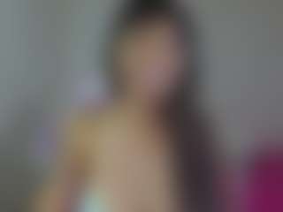 YazminRoyal's Live Sex Cam Show