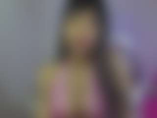 YazminRoyal's Live Sex Cam Show