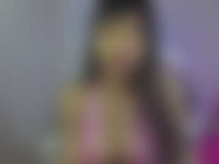 YazminRoyal's Live Sex Cam Show