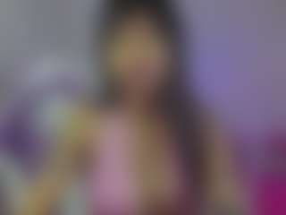 YazminRoyal's Live Sex Cam Show
