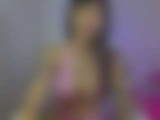 YazminRoyal's Live Sex Cam Show