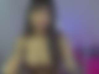 YazminRoyal's Live Sex Cam Show