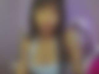 YazminRoyal's Live Sex Cam Show