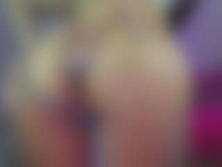 YazminRoyal's Live Sex Cam Show
