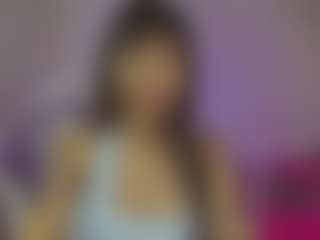YazminRoyal's Live Sex Cam Show
