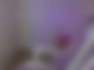 YazminRoyal's Live Sex Cam Show
