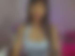 YazminRoyal's Live Sex Cam Show
