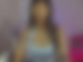 YazminRoyal's Live Sex Cam Show