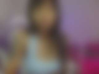 YazminRoyal's Live Sex Cam Show