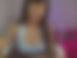 YazminRoyal's Live Sex Cam Show