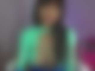 YazminRoyal's Live Sex Cam Show