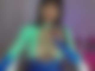YazminRoyal's Live Sex Cam Show