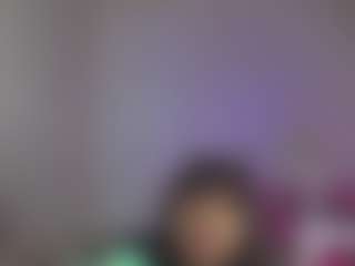 YazminRoyal's Live Sex Cam Show