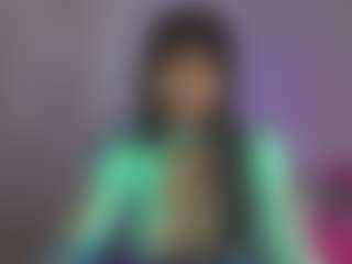 YazminRoyal's Live Sex Cam Show