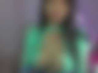 YazminRoyal's Live Sex Cam Show