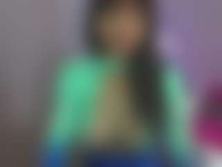 YazminRoyal's Live Sex Cam Show