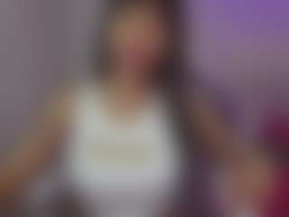 YazminRoyal's Live Sex Cam Show