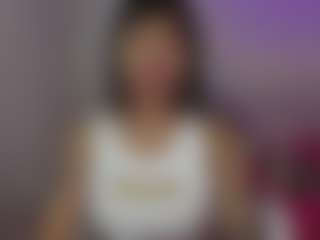 YazminRoyal's Live Sex Cam Show