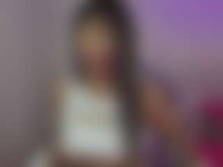 YazminRoyal's Live Sex Cam Show