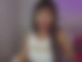 YazminRoyal's Live Sex Cam Show