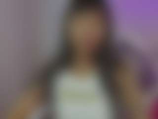YazminRoyal's Live Sex Cam Show