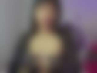 YazminRoyal's Live Sex Cam Show