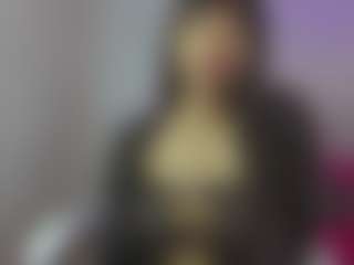 YazminRoyal's Live Sex Cam Show