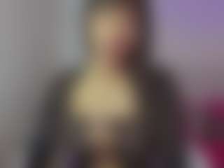 YazminRoyal's Live Sex Cam Show