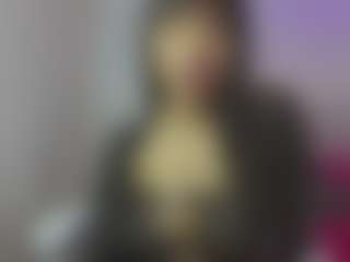 YazminRoyal's Live Sex Cam Show