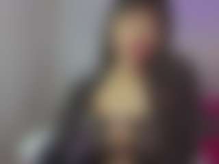 YazminRoyal's Live Sex Cam Show